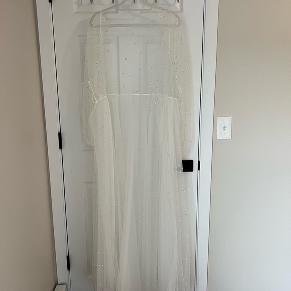 Pearl Robe - Picture 9 of 9